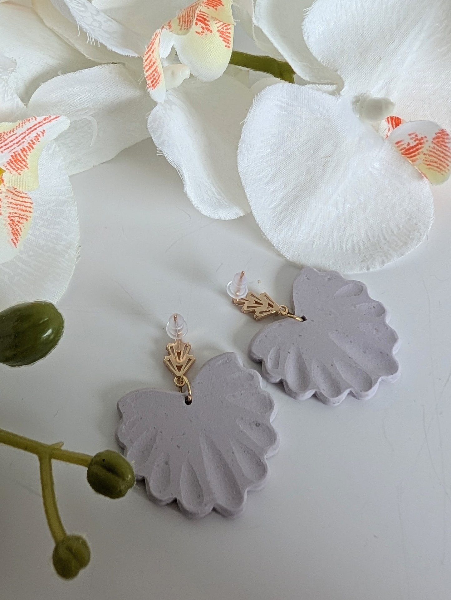 Dangle Earrings "Frida" - Handmade - Mexican Ethnic - Polymer Clay - Gold-plated brass studs, silver and zircon - Lilac