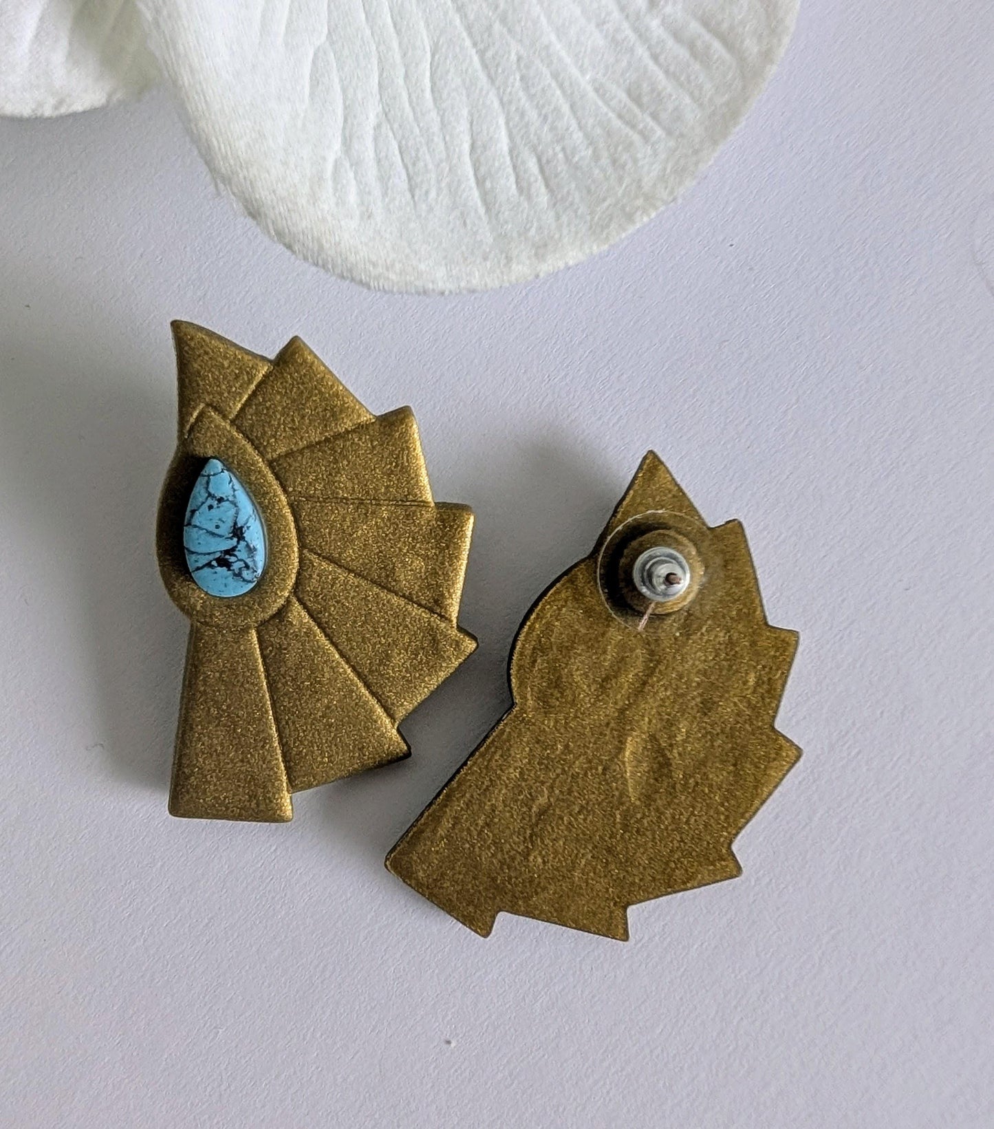 Inca tribal ‘Ch'aska’ earrings - Handmade - Polymer clay stud earrings - Stainless steel studs - Antique gold and faux turquoise