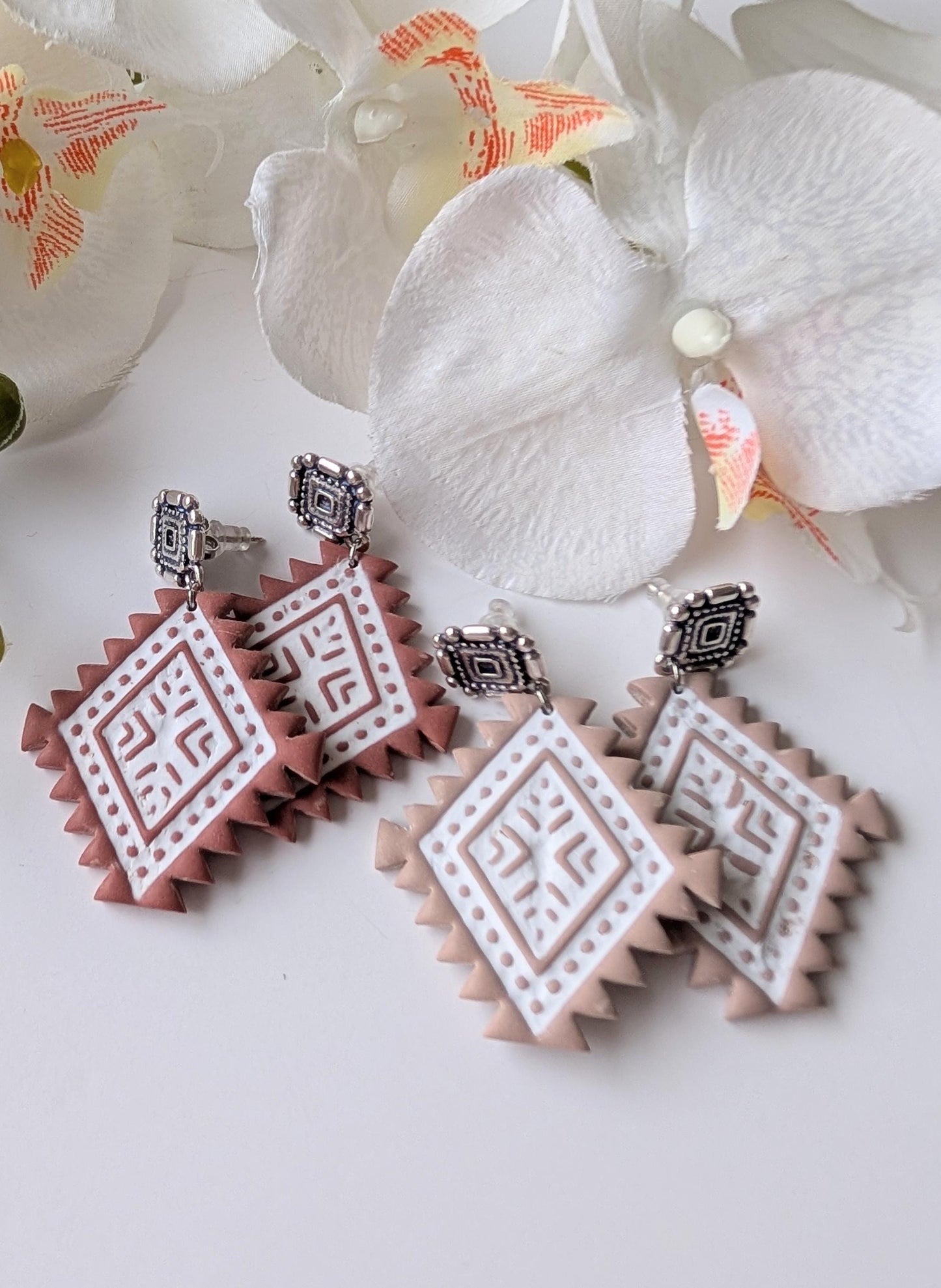 Statement drop earrings - Aztec style - Polymer clay and zamac - Lead, nickel and cadmium-free - Sienna