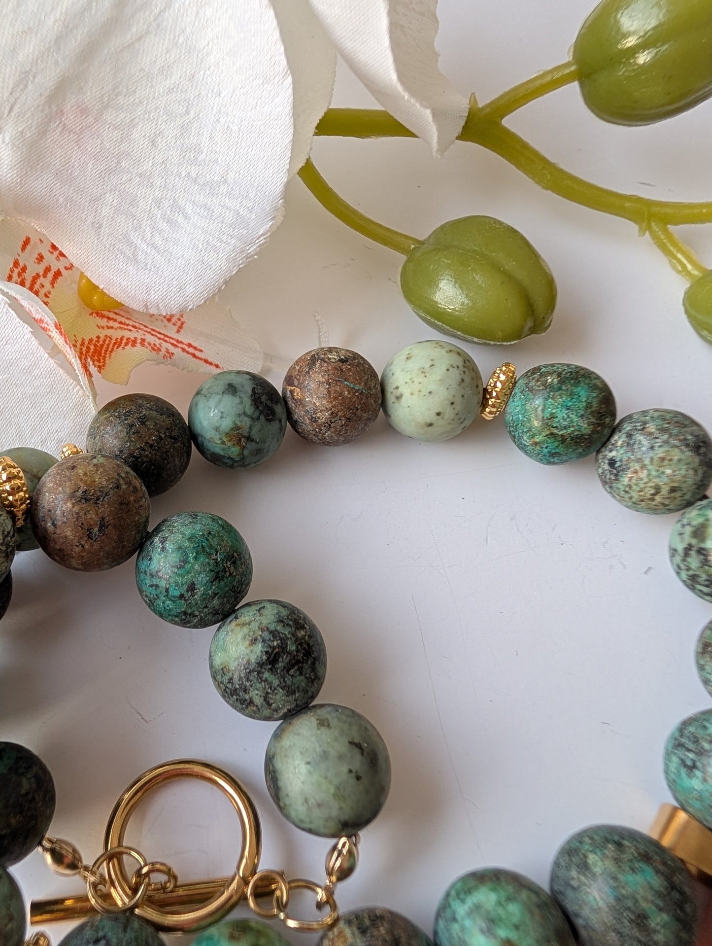 Statement necklace with Precolumbian style - Aztec bird pendant - Matte Africain turquoise beads and polymer clay - Approximately 37 cm long