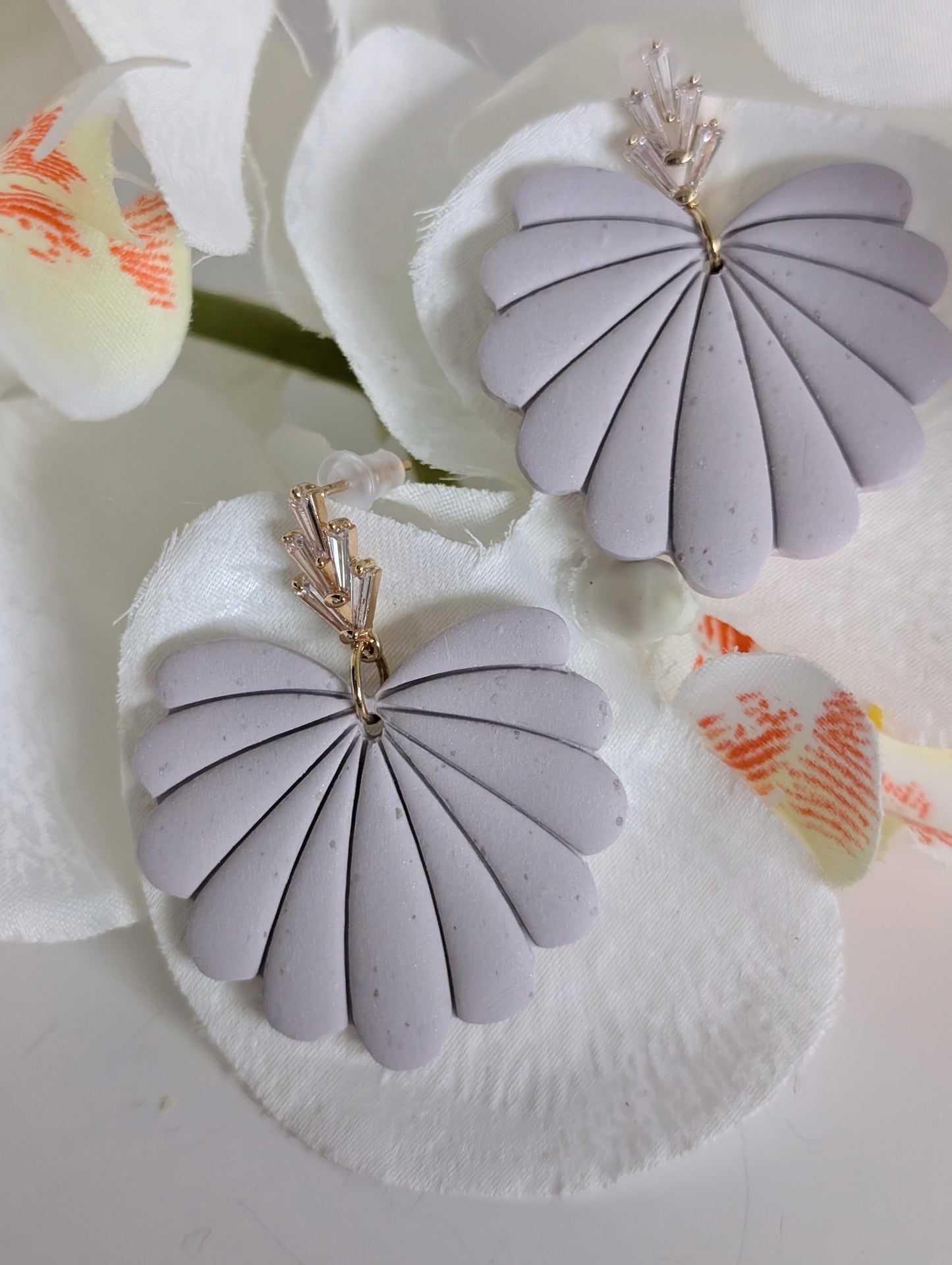 Dangle Earrings "Frida" - Handmade - Mexican Ethnic - Polymer Clay - Gold-plated brass studs, silver and zircon - Lilac