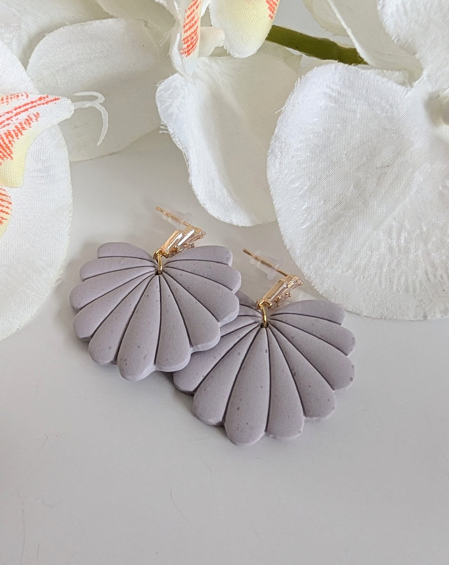 Dangle Earrings "Frida" - Handmade - Mexican Ethnic - Polymer Clay - Gold-plated brass studs, silver and zircon - Lilac