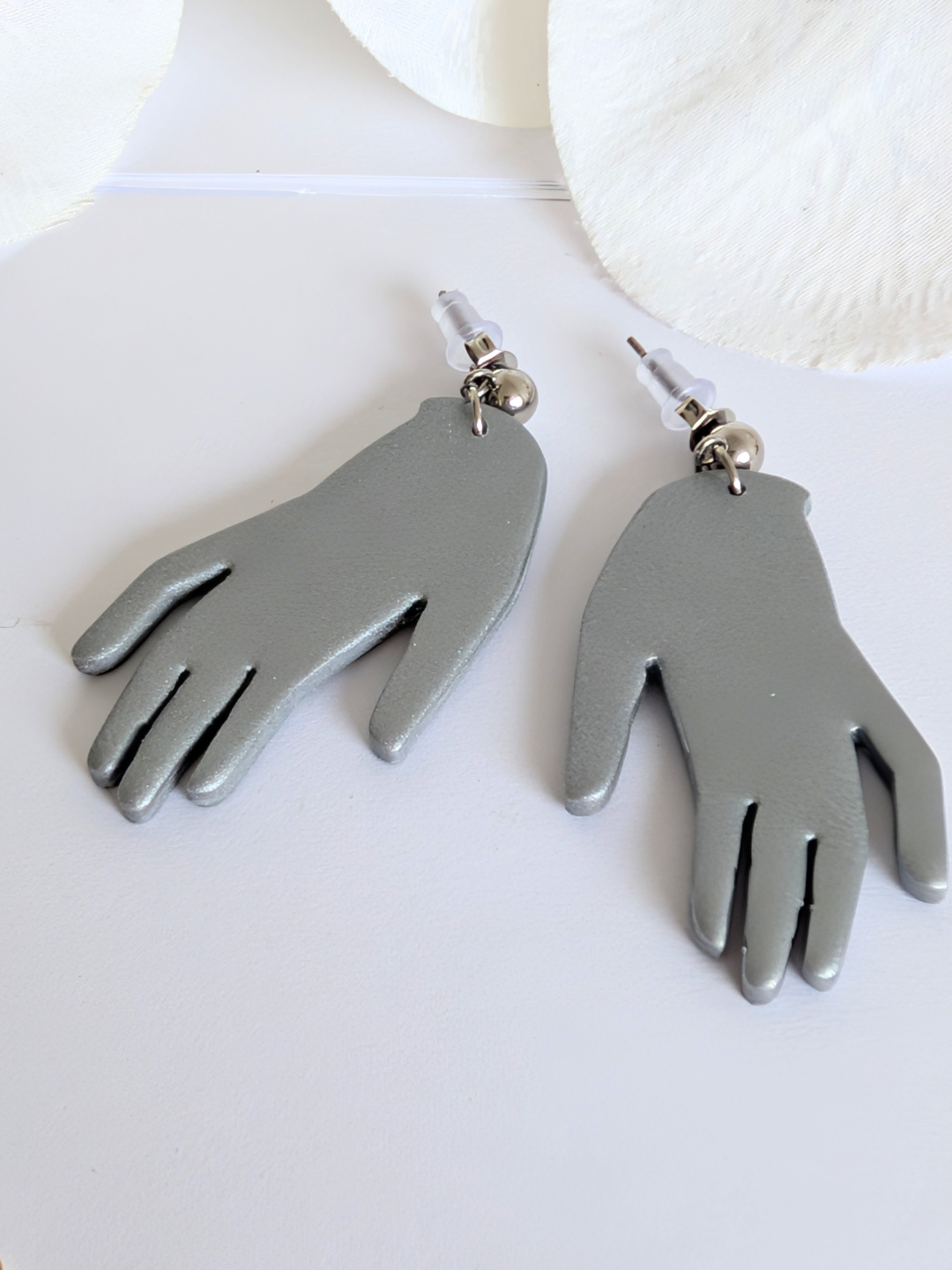 Hands Earrings - Frida Kahlo Inspired - Manitas -  Gold or Silver Polymer Clay - Artistic boho jewelry