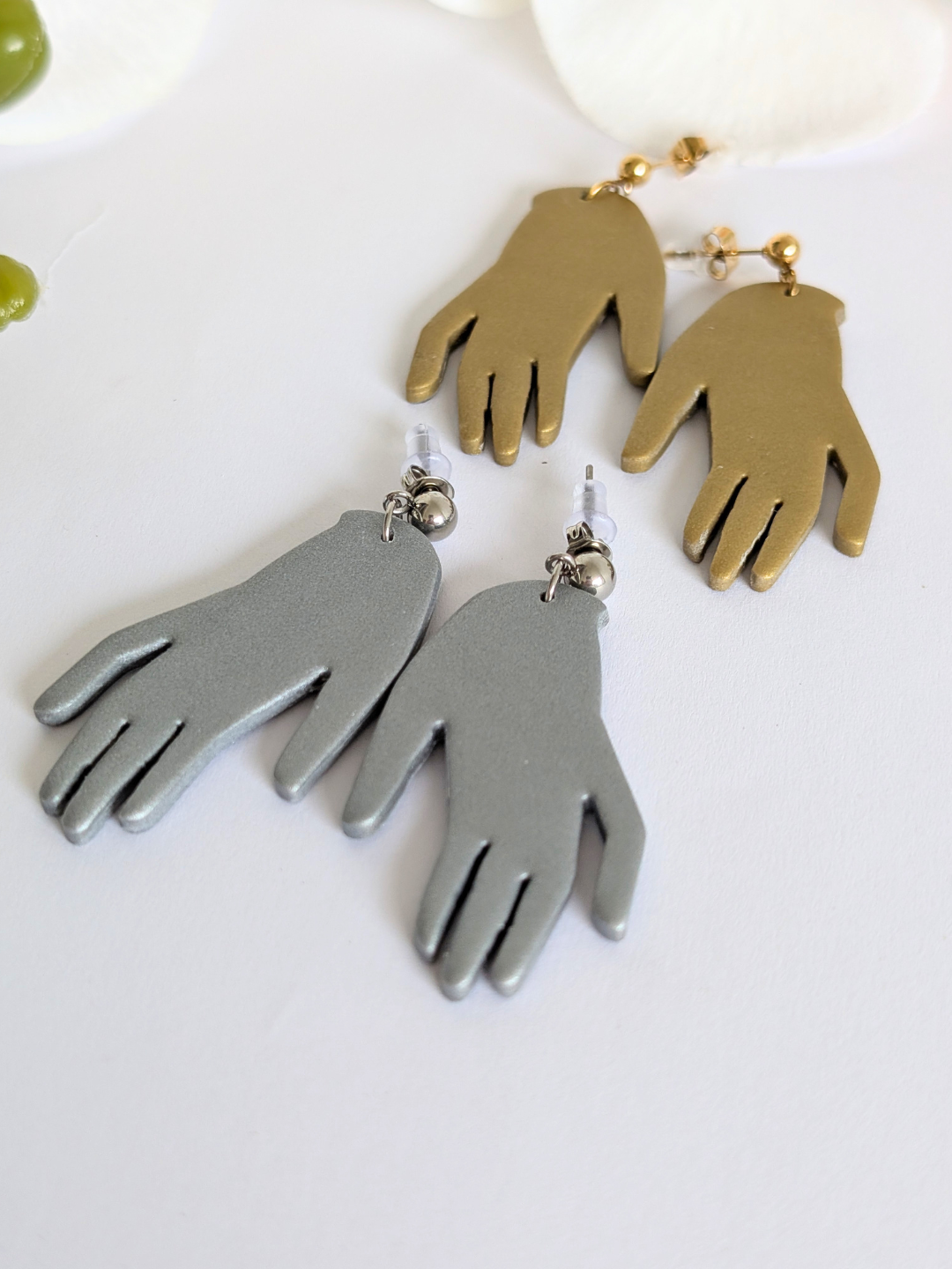 Hands Earrings - Frida Kahlo Inspired - Manitas -  Gold or Silver Polymer Clay - Artistic boho jewelry