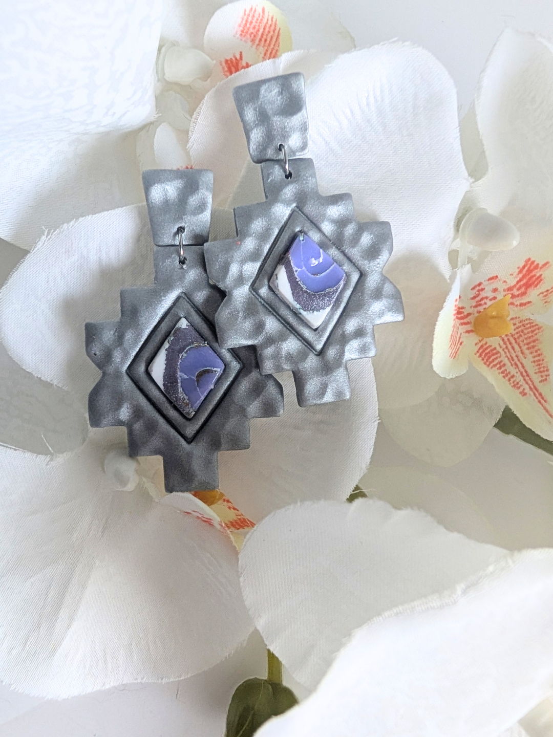 Ethnic Cross Earrings “Cozamalotl” – Polymer Clay & Stainless Steel – Silver with Amethyst Effect or Gold with Turquoise Effect