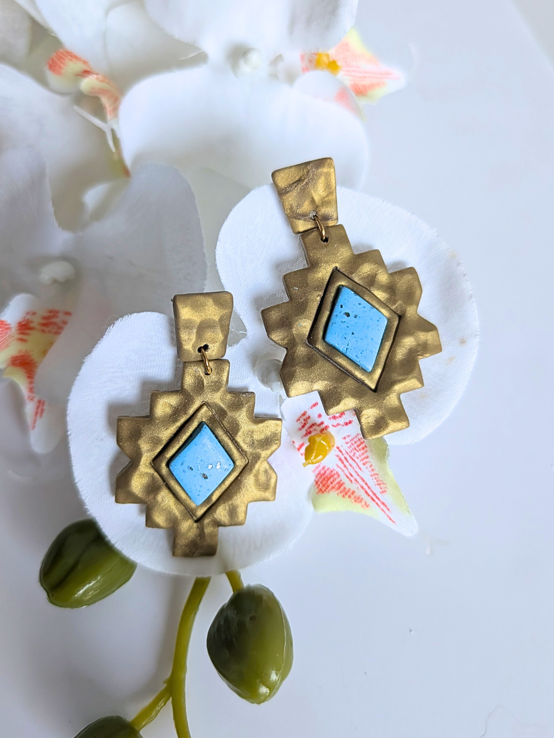 Ethnic Cross Earrings “Cozamalotl” – Polymer Clay & Stainless Steel – Silver with Amethyst Effect or Gold with Turquoise Effect