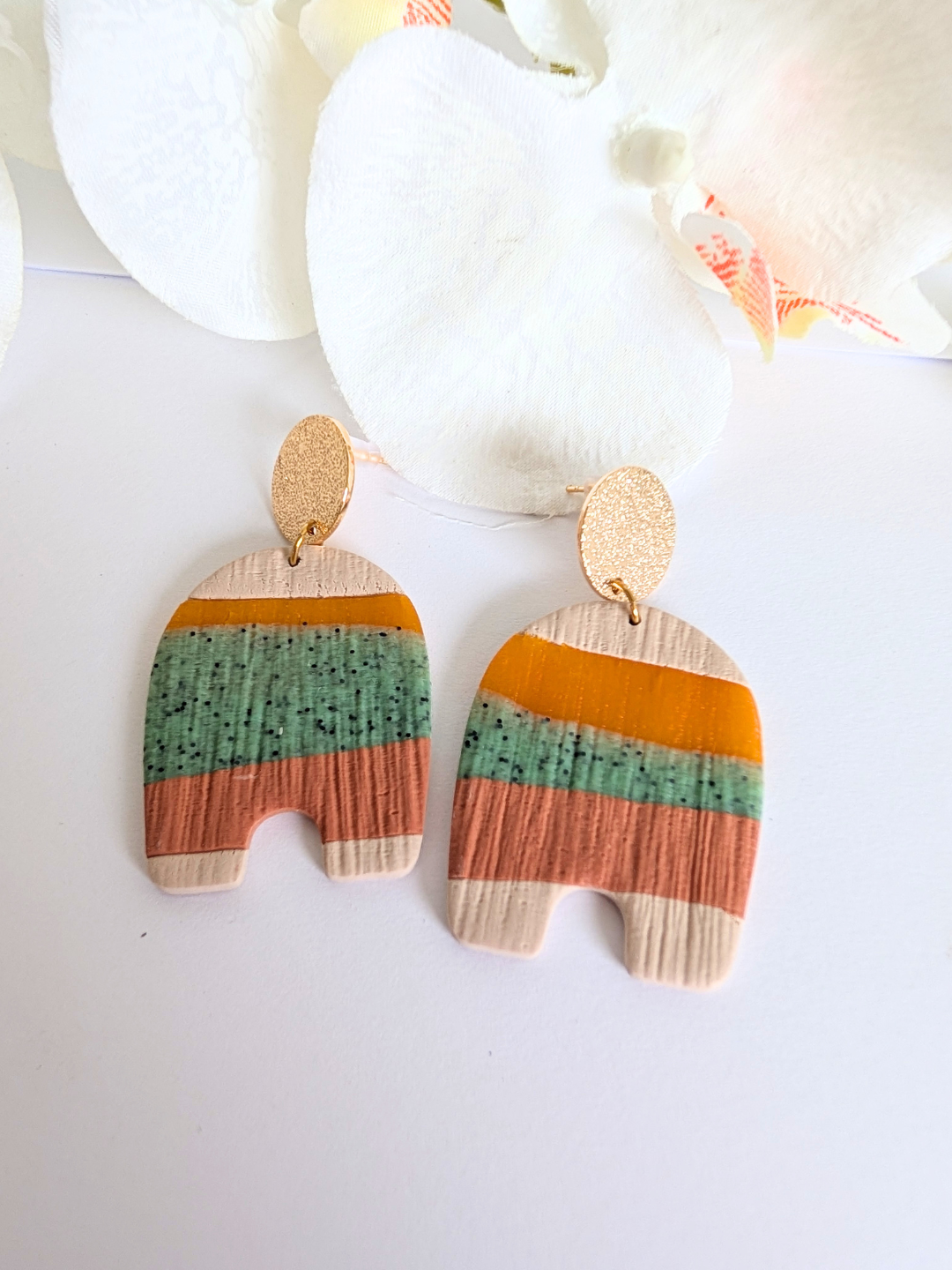"Yaretzi" Boho Earrings – Wood Effect Polymer Clay – Handmade Graphic Earrings – Contemporary Ethnic Jewelry