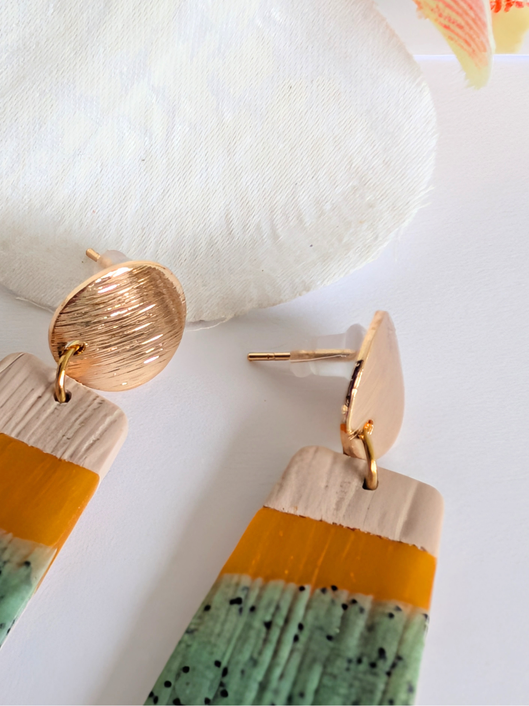 "Yaretzi" Boho Earrings – Wood Effect Polymer Clay – Handmade Graphic Earrings – Contemporary Ethnic Jewelry