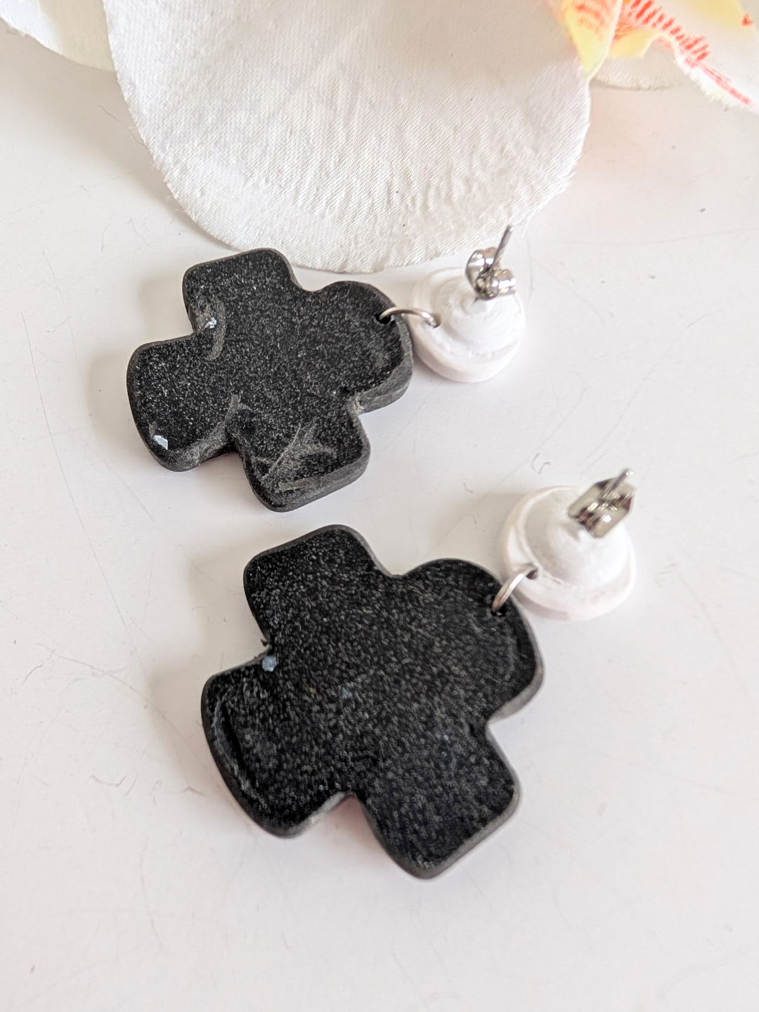 Dangle Earrings "Quetzalcoatl" – Small Aztec Birds – Polymer Clay and Stainless Steel – Black & White – Approx. 4.1 cm long