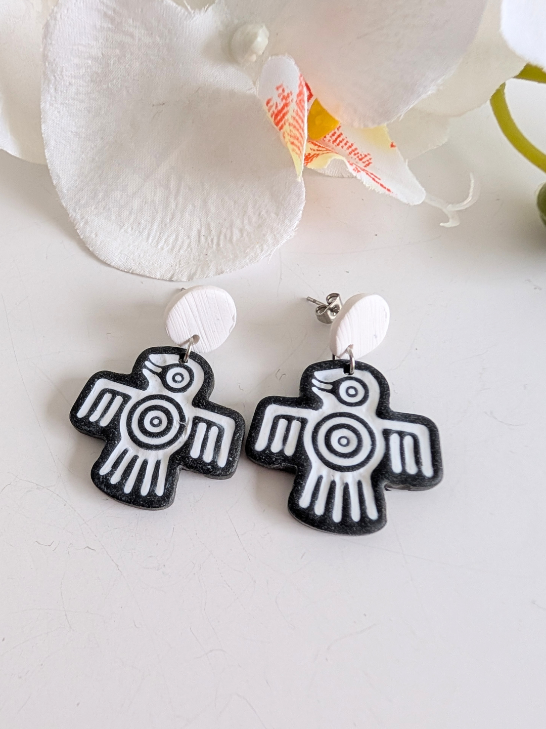 Dangle Earrings "Quetzalcoatl" – Small Aztec Birds – Polymer Clay and Stainless Steel – Black & White – Approx. 4.1 cm long