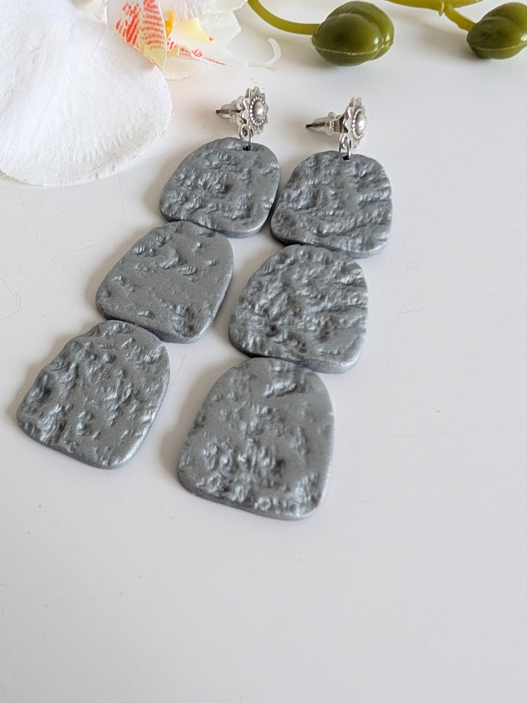 Ethnic earrings “Tikal” – Polymer clay & zamac – Hypoallergenic – Approx. 9.8 cm long