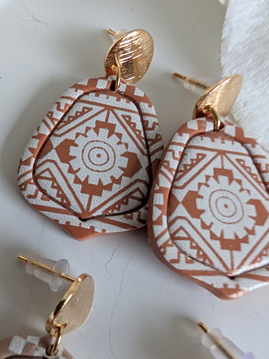 'Ameyal' Handmade Aztec Pattern Earrings – Polymer Clay & Surgical Steel – 18K Gold Plated – Terracotta or Rosewood - Approximately 4.7 cm high