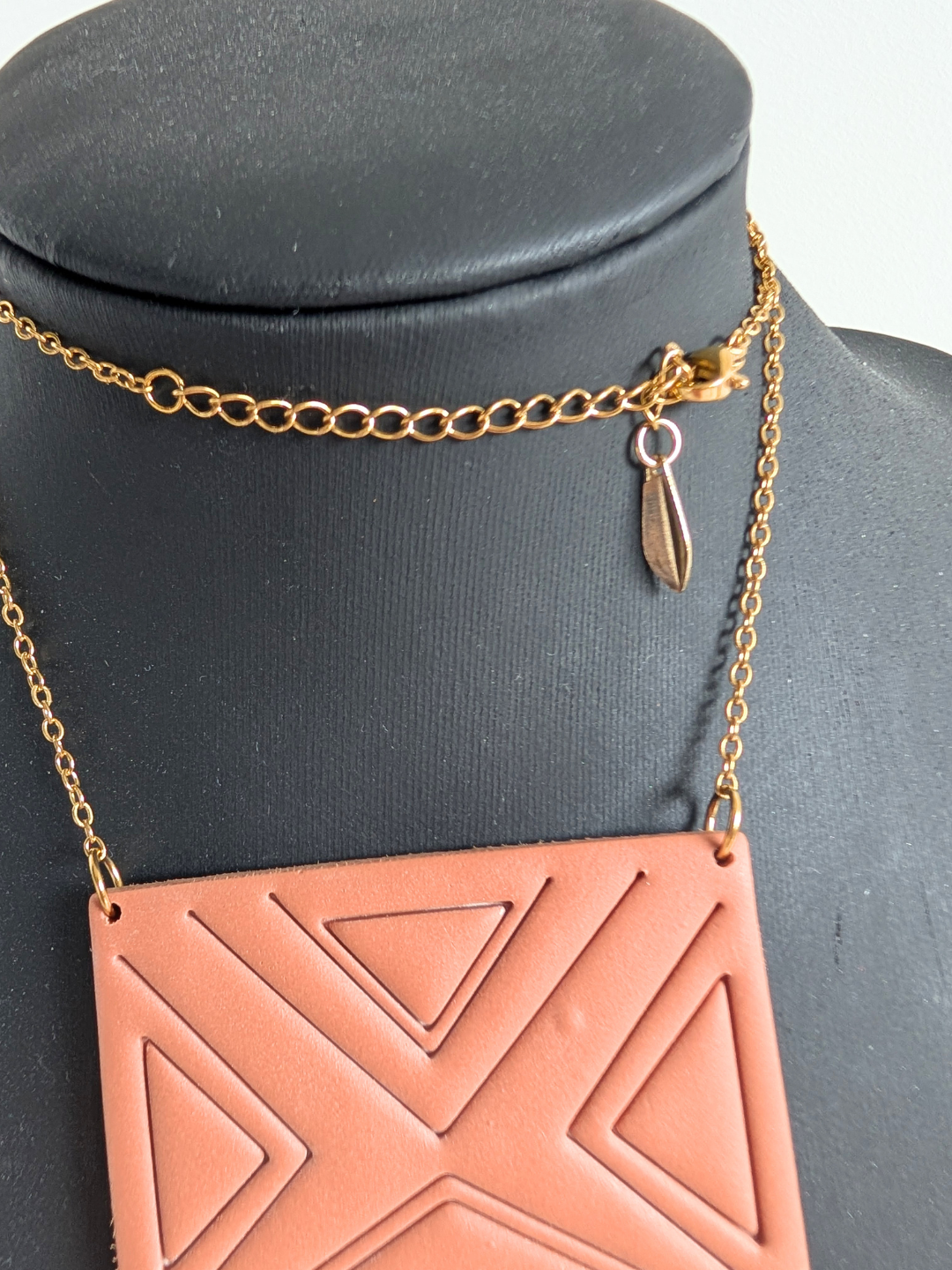 Tribal Necklace "Anayansi" – Polymer Clay, Raw Peridot & Surgical Steel – Chic Ethnic Jewelry – Approx. 49 cm Neck Circumference