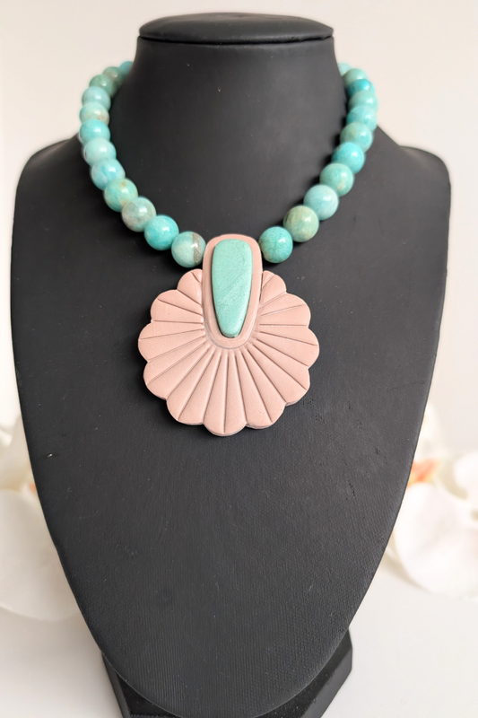 Ethnic necklace - Mayan inspiration - Amazonite and polymer clay - Approximately 33 cm long - Adjustable