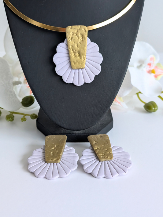 Set torque necklace and earrings 'Anahí' - Polymer clay & stainless steel - Lilac, gold - 14 cm diameter, 5.9 cm high