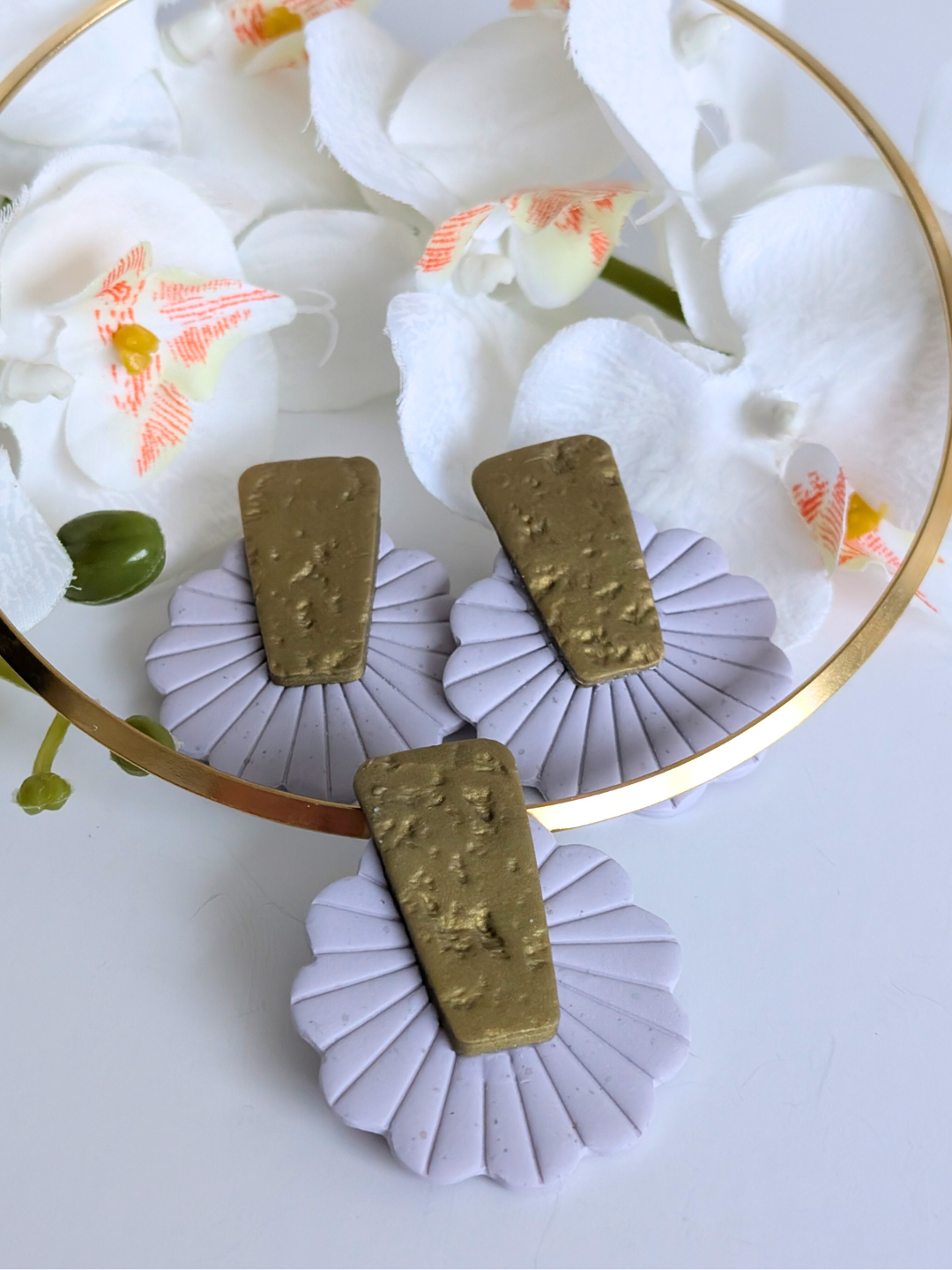 Set torque necklace and earrings 'Anahí' - Polymer clay & stainless steel - Lilac, gold - 14 cm diameter, 5.9 cm high