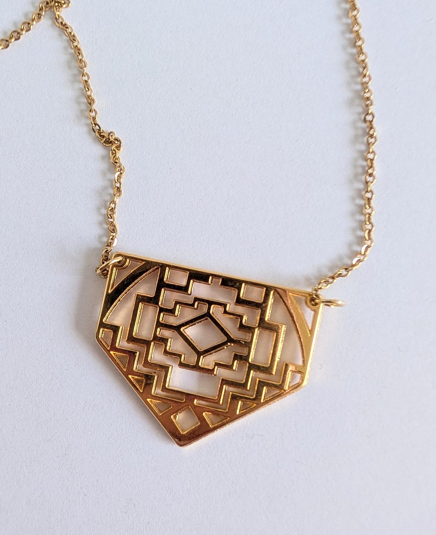 Ethnic tribal necklace - Aztec-style pendant - Gold-plated - Approx. 41.5 cm neck circumference - Zamac and 316L stainless steel