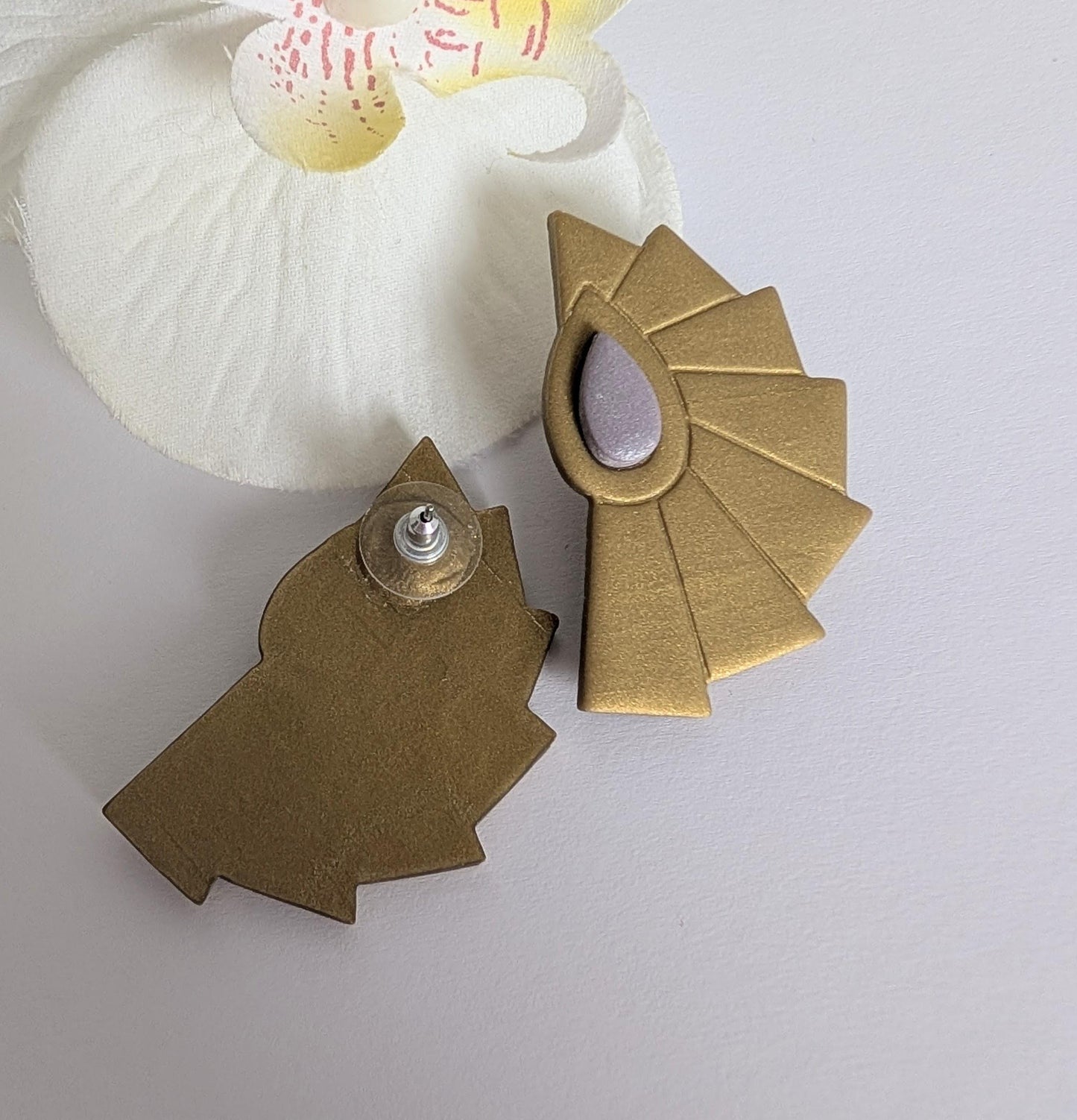 Inca tribal ‘Ch'aska’ earrings - Handmade - Polymer clay stud earrings - Stainless steel studs - Antique gold and purple