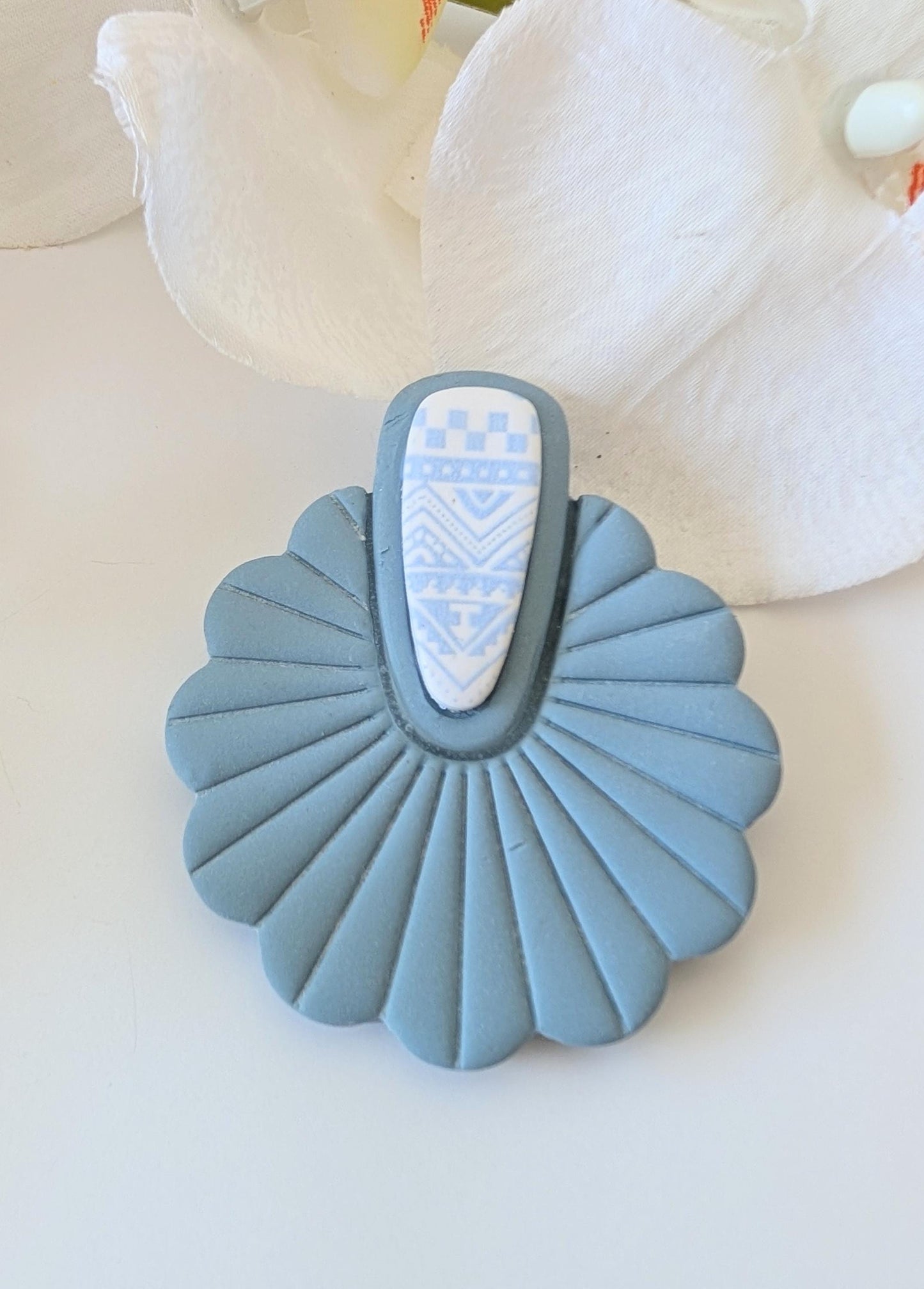 Art Deco Brooch with fan shape - Handmade from baby blue polymer clay - Artisan brooch - Aztec pattern - Pre-Columbian style
