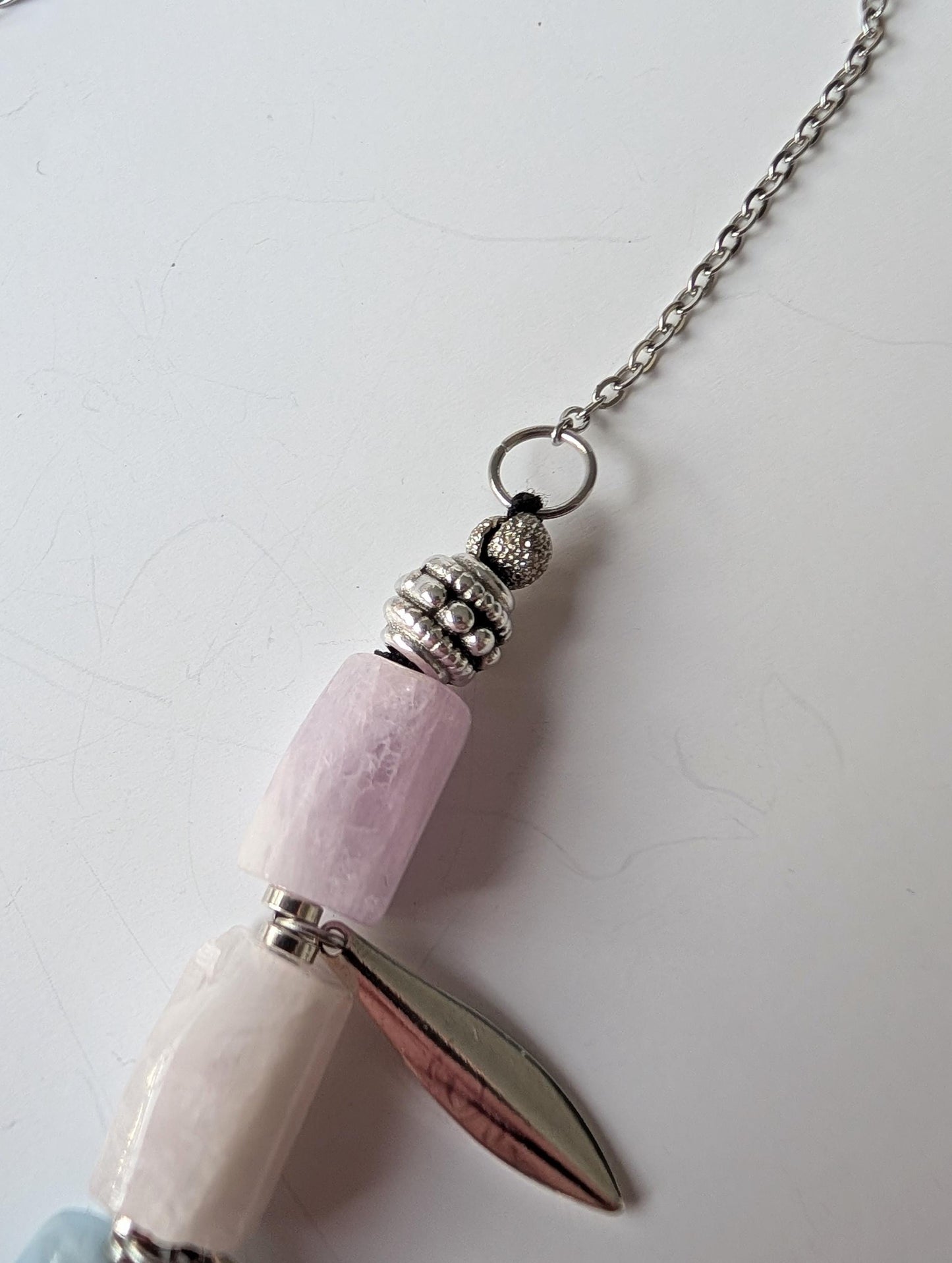 Ethnic necklace and bracelet - Morganite beads and marquise-shaped charms  – Approximately 46 cm necklace length – Stainless-steel chains