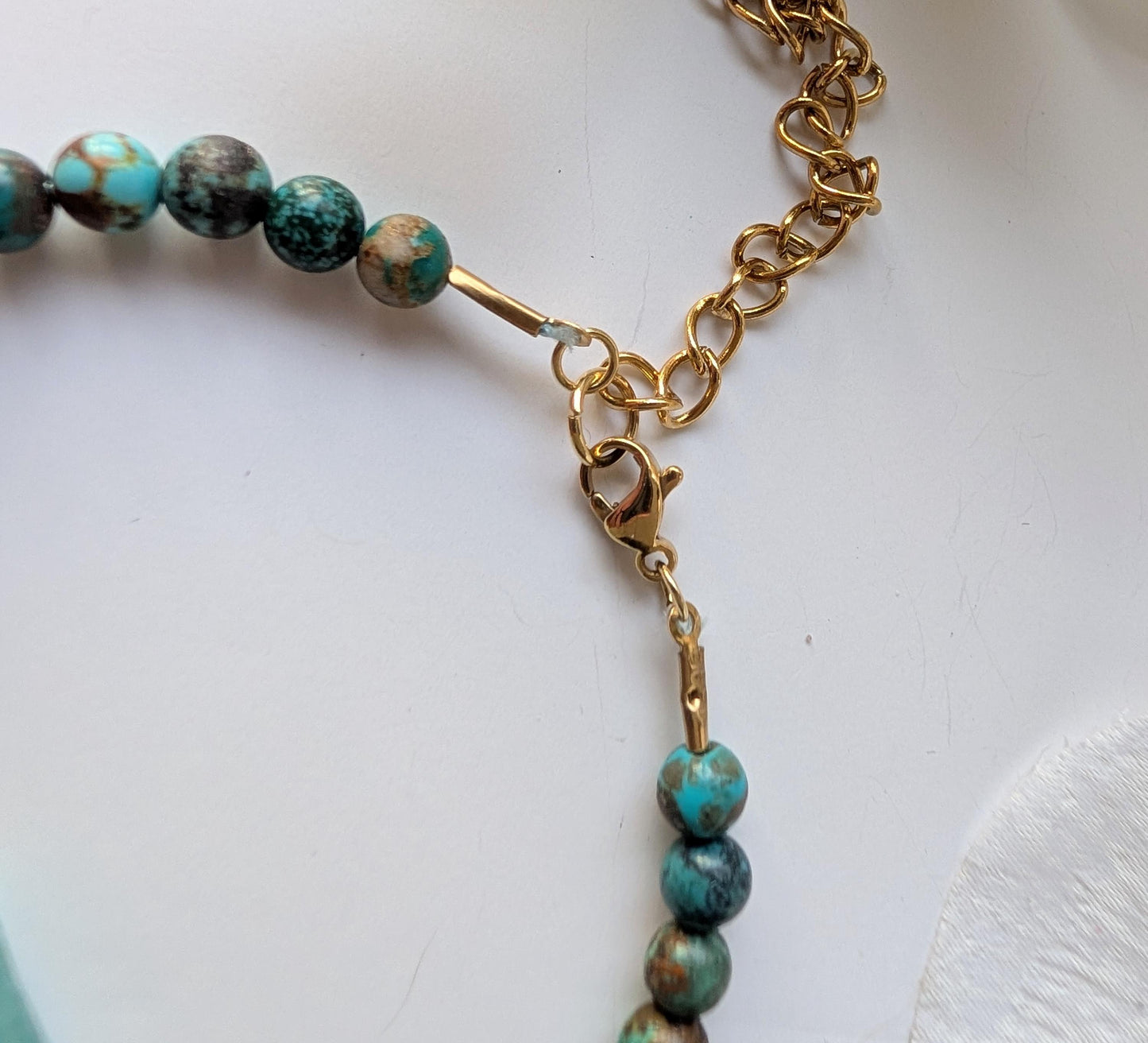 Ethnic bracelet – African turquoise & amazonite – Stainless steel and zamak – Approx. 17.5 cm wrist circumference – Hypoallergenic